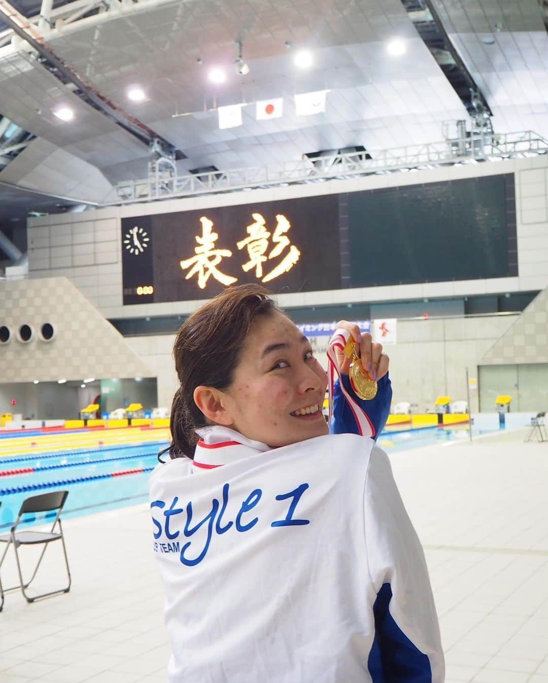 髙津奈々のインスタグラム：「【フィンスイミング日本選手権 DAY1】  初日のレースが終了。  昨年、初優勝した100mサーフィスの種目で 2連覇を達成しました🥇  そしてアジア選手権の代表派遣記録も突破し 今年も無事、日本代表に内定しました。🎌  明日は50mサーフィスに出場します。  引き続き頑張ります🐢  とりあえず結果のご報告まで。  おやすみなさい🌙  #フィンスイミング #日本選手権 #finswimming #日本代表 #アジア大会 #アジア選手権 #代表内定」