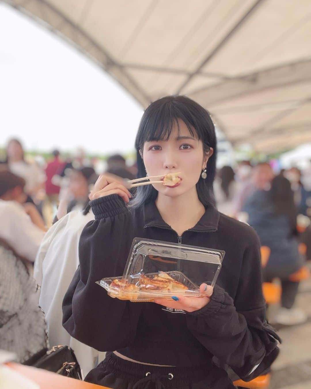 胡桃沢まひるさんのインスタグラム写真 - (胡桃沢まひるInstagram)「ぎょうざ詰め合わせ🥟🥟🥟  #餃子スタグラム #ぎょうざ  #ギョウザ #餃子フェス #あーんしてる顔じゃない #instalike #insagood #followforfollowback #follwme #japan #japanese #cosplay #cosplaygirl #cosplayer #japanesegirl #4llowme」5月4日 22時06分 - mahiru104