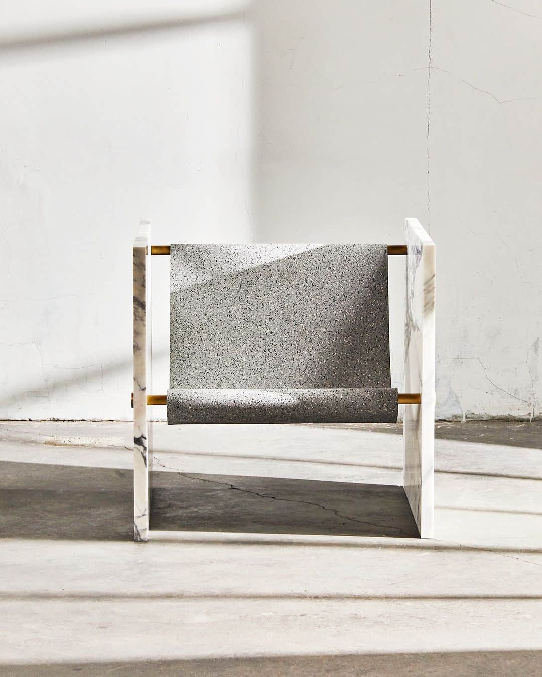 Design Milkさんのインスタグラム写真 - (Design MilkInstagram)「Sourced from remnant marble and inspired by the natural veining of the stone, the Ana Chair is a minimal chair created by Brooklyn-based designer @arielleassoulinelichten of @slashobjects! 🪑 Presented at #MilanDesignWeek2023, each chair is unique, as the marble slab are cut into squares that appear as a cohesive whole when rearranged. What's more neat is that multiple chairs can be created from a single slab, forming sets or pairs that are related in design! 😯 \\\ Head to our link in bio to see more! 🔗  #minimalchair #minimaldesign #homefurnishings #homefurniture #interiorfurnishings #interiorfurniture #recyclable #sustainabledesign #ecofriendly #chair」5月4日 22時11分 - designmilk
