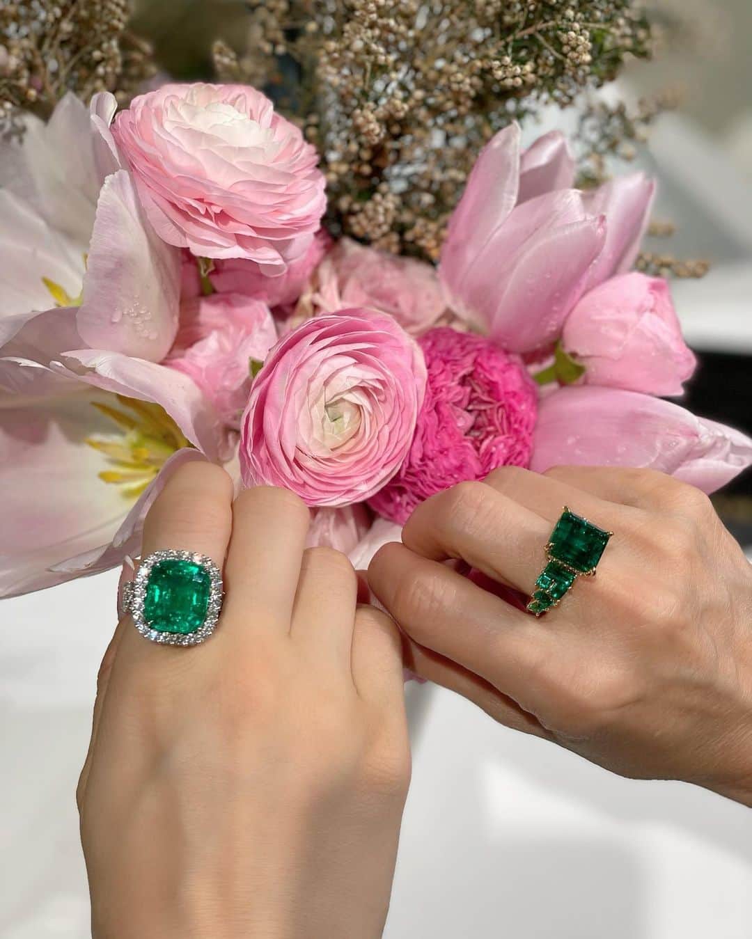 髙田麻紀子さんのインスタグラム写真 - (髙田麻紀子Instagram)「❤︎ . @DIOR  High Jewelry Tour💎  ”Stones carried spiritual benefits and healing. they are alive. “🌈  #villadior #villadior2023」5月4日 22時24分 - makikotakada