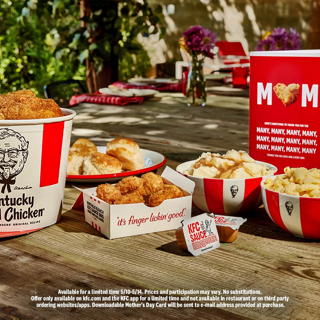 ケンタッキーフライドチキンのインスタグラム：「Moms do a lot. Like a lot, a lot. And it’s that time of year to do something special for them.  Get FREE 12 pc. of our new nuggets and a downloadable card with the online purchase of the KFC Nuggets of Appreciation meal, available starting 5/10. #MothersDay」