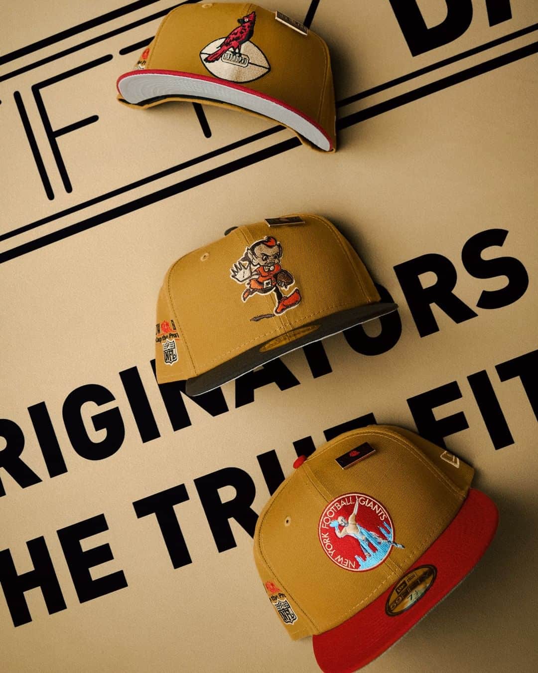 ニューエラ・キャップのインスタグラム：「With historic logos from the 1954 season, the year the 59FIFTY was created, check out the new NFL caps from our 59FIFTY Day Collection. Order now and receive a free Visor Sticker Pin on any 59FIFTY purchase, while supplies last. Gift automatically aded in cart, limit one per order.」