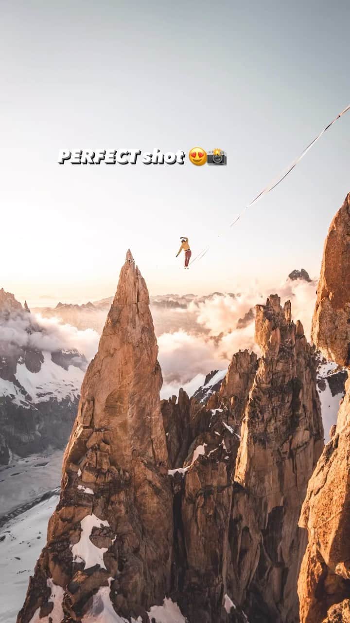 レッドブルのインスタグラム：「you know what they say: no risk, no👏re👏ward👏  Red Bull Illume submissions are open so enter yours now 🔥  🎥: @jordan_manoukian & @antoine.mesnage   #redbull #givesyouwiiings #photography #illume #redbullillume #redbullphotography #bts」