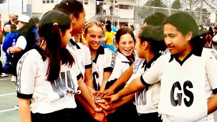 リサ・キャリントンのインスタグラム：「Sport is full of big wins for young people – it’s about more than just the final score. For our new Balance is Better Champion Lisa Carrington, the social side of sport is so important as well as other skills like problem solving. What are some of the special aspects of sport that stand out to you? Keep an eye out for Lisa’s full story coming soon!」