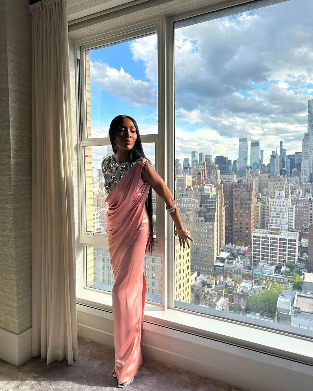 ナオミ・キャンベルさんのインスタグラム写真 - (ナオミ・キャンベルInstagram)「Personal Pics from #Metgala #23 Fun Fun Fun 💝💝」5月5日 2時23分 - naomi