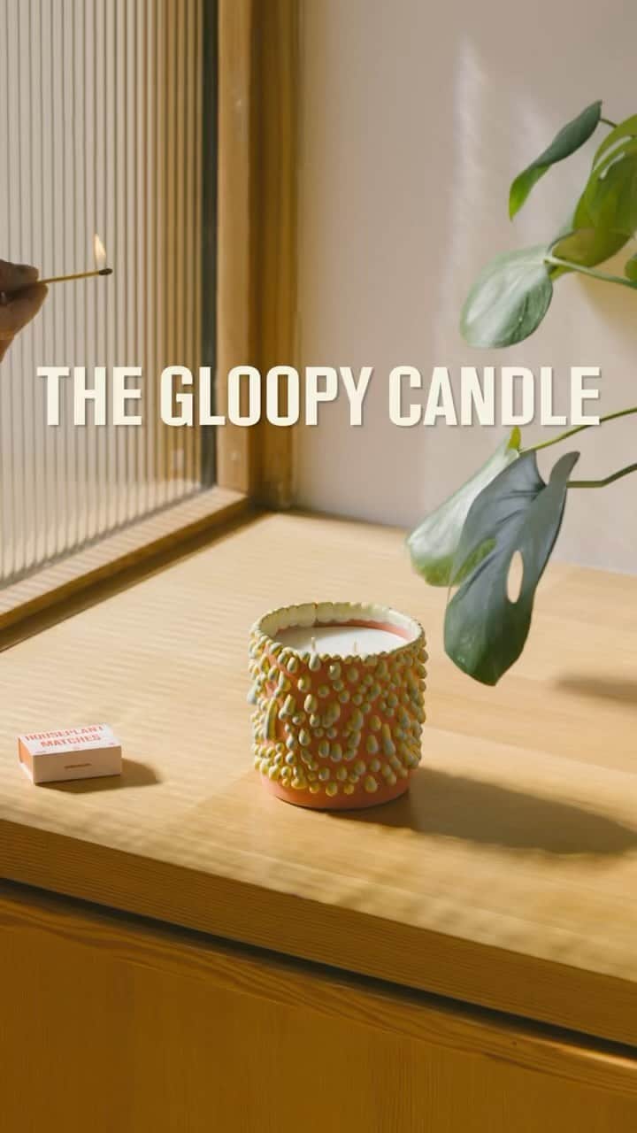 セス・ローゲンのインスタグラム：「I designed this candle and it smells good as FUCK! Now available at Houseplant!」