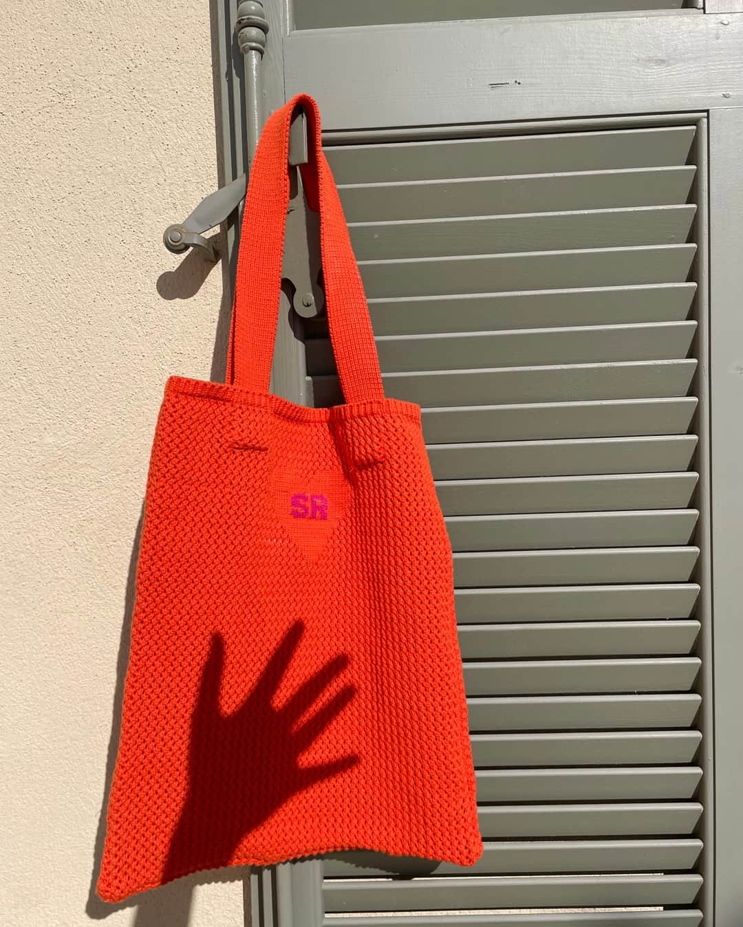 ソニアリキエルさんのインスタグラム写真 - (ソニアリキエルInstagram)「Summer essentials: colorful crochet bag ☀️  #soniarykiel #paris」5月5日 2時31分 - soniarykiel