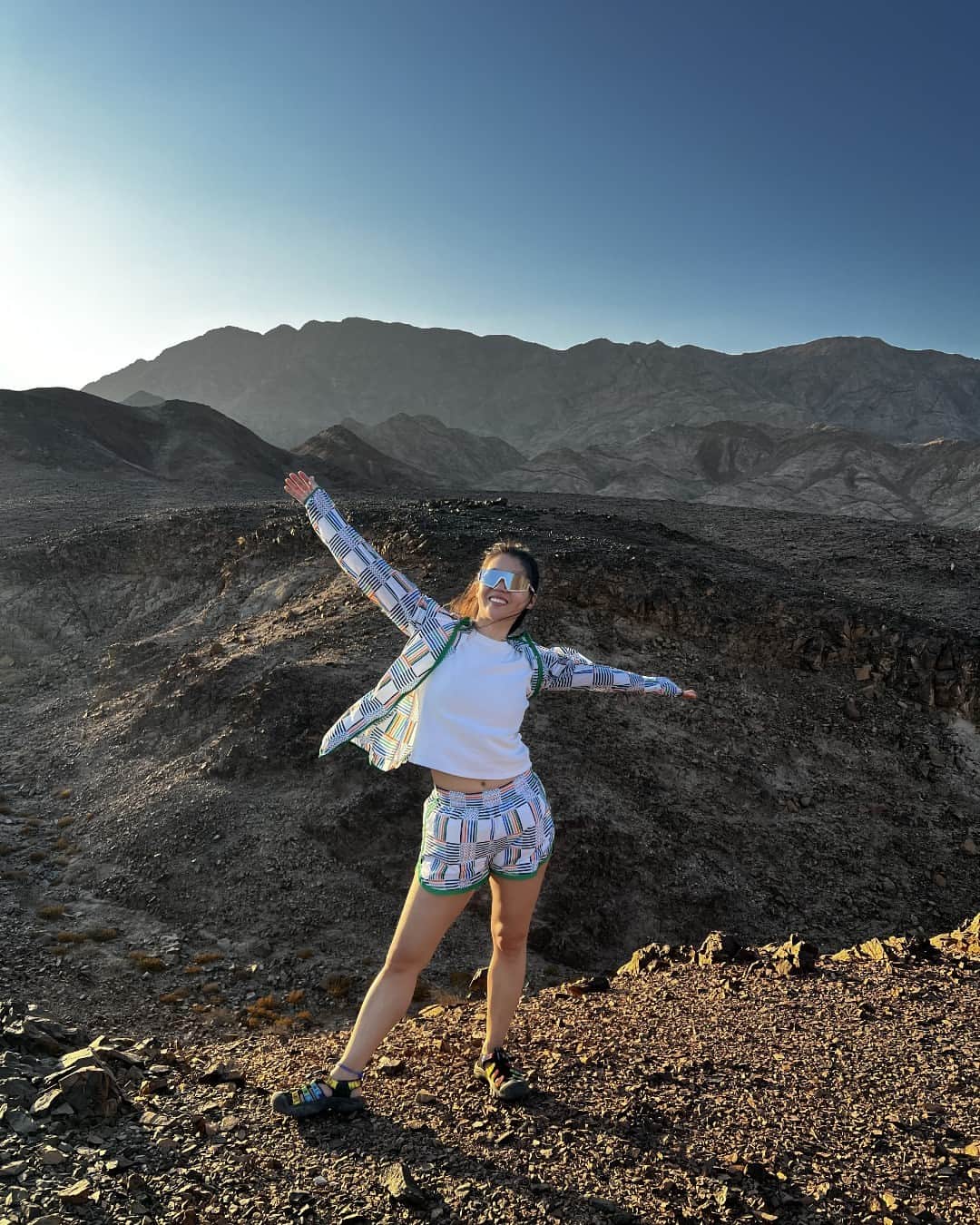 キーンのインスタグラム：「"I celebrate life by celebrating nature!" - @sophfei 🌿 Sophia, an activist and storyteller in the climate movement, believes honoring nature is the ultimate celebration. We'd have to agree! 🌎🎉 #KEEN #KEENNewport」