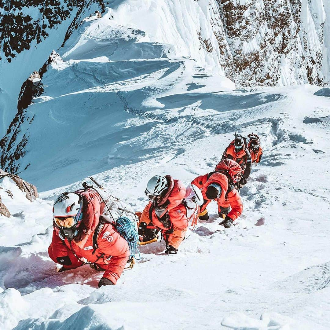 ジミー・チンさんのインスタグラム写真 - (ジミー・チンInstagram)「Proud to support the women on @thenorthface Global Athlete Team who have always pushed the boundaries of human potential and achieved incredible feats in the world’s most challenging environments. Now The North Face is finally releasing the first Himalayan Suit designed specifically for women.    Working closely with The North Face athlete team, TNF designers developed a suit where women athletes can feel protected and expedition-ready in the harshest conditions. The suit has been redesigned for freedom of movement and built to women’s specific torso and inseam lengths.  Can’t wait to see it in action!   Check out more at TheNorthFace.com.    #NeverStopExploring #AthleteTestedExpeditionProven  Climbing photo credit goes to: @pemba_sharwa  Athlete: @dawayangzum」5月5日 2時40分 - jimmychin