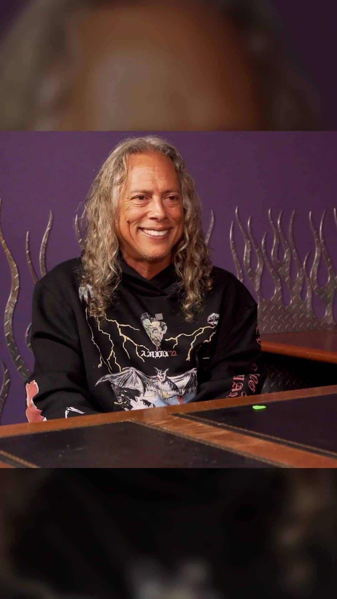 メタリカのインスタグラム：「Many of us found that getting back into our routines during the pandemic came with a whirlwind of emotions. For @kirkhammett, a new sense of collaboration and appreciation filled the air.   Get Kirk’s inside perspective from the first #72Seasons recording sessions at HQ in his exclusive So What! interview ➡️ LINK IN BIO」