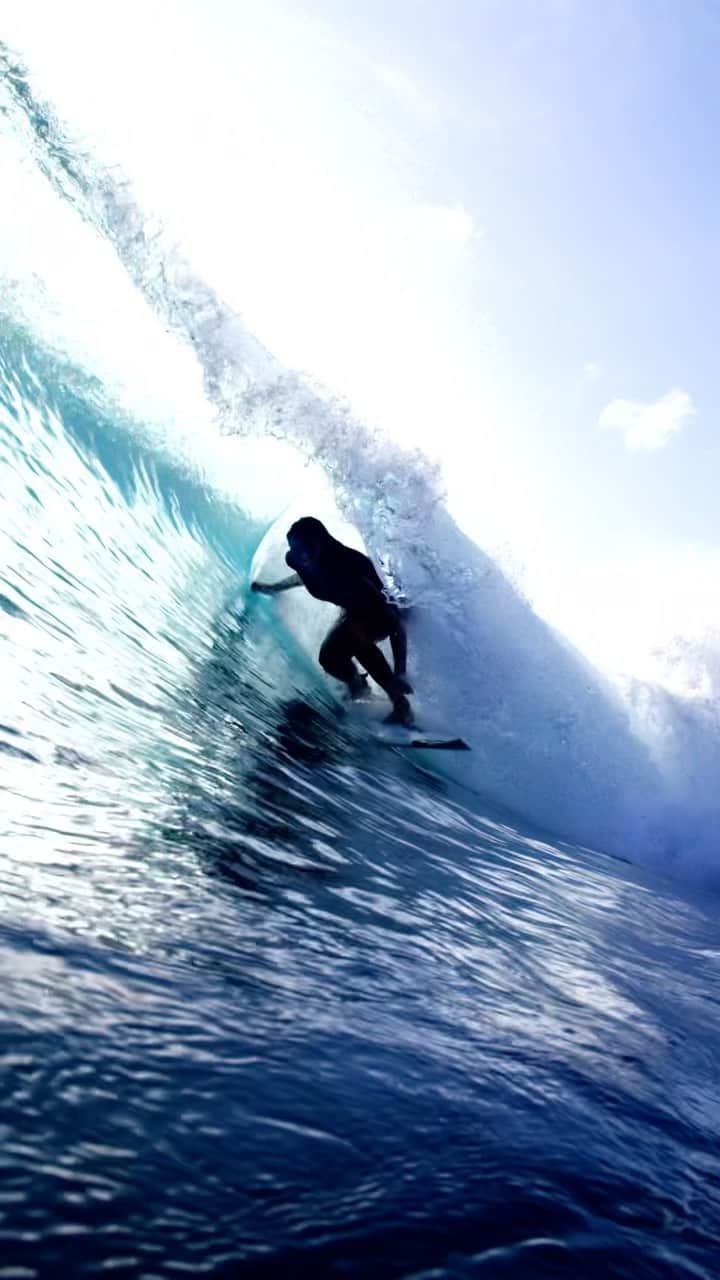 マリア・マニュエルのインスタグラム：「flow state 💙 when everything aligns with Mother Nature & @morganmaassen 🎥 • @lululemon」