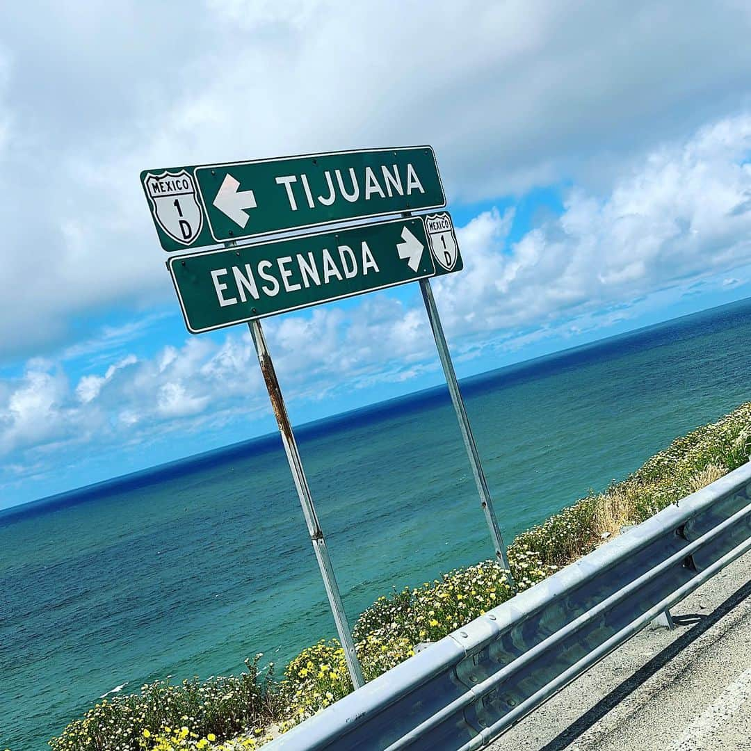 ブライアン・オースティン・グリーンさんのインスタグラム写真 - (ブライアン・オースティン・グリーンInstagram)「Day 2 of shooting “Golden” in mexico. Really kind people. I’m super thankful so far for this experience 😂 we still have a month to go 🤣」5月5日 3時49分 - brianaustingreen