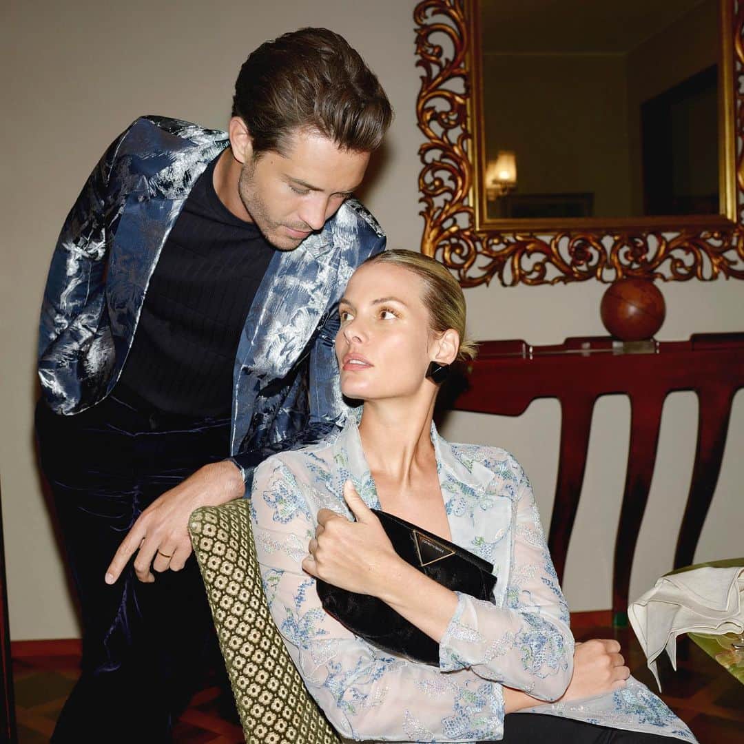 フランシスコ･ラチョースキーのインスタグラム：「@emporioarmani Ceremony SS23 campaign with my ❤️ @jessieann_gravellachowski」
