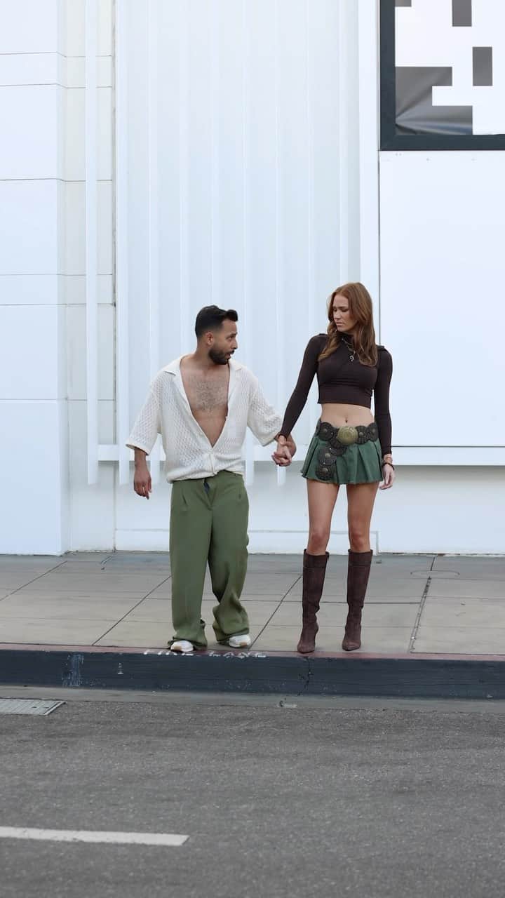 Anwar Jibawiのインスタグラム：「How It Looks Online VS Reality (w/ @corentinhuard @keltothecee)」