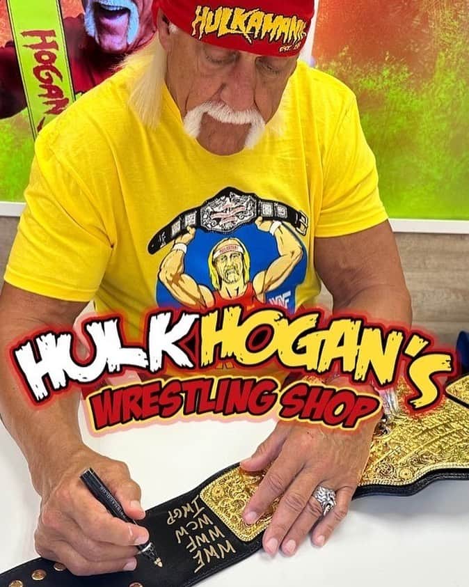 ハルク・ホーガンのインスタグラム：「Listen up Hulkamaniacs 💥 Now is your chance to get your favorite things signed by yours truly brother!!  Contact ron@hogansbeachshop.com to send in your personal items to get signed ✍🏻」