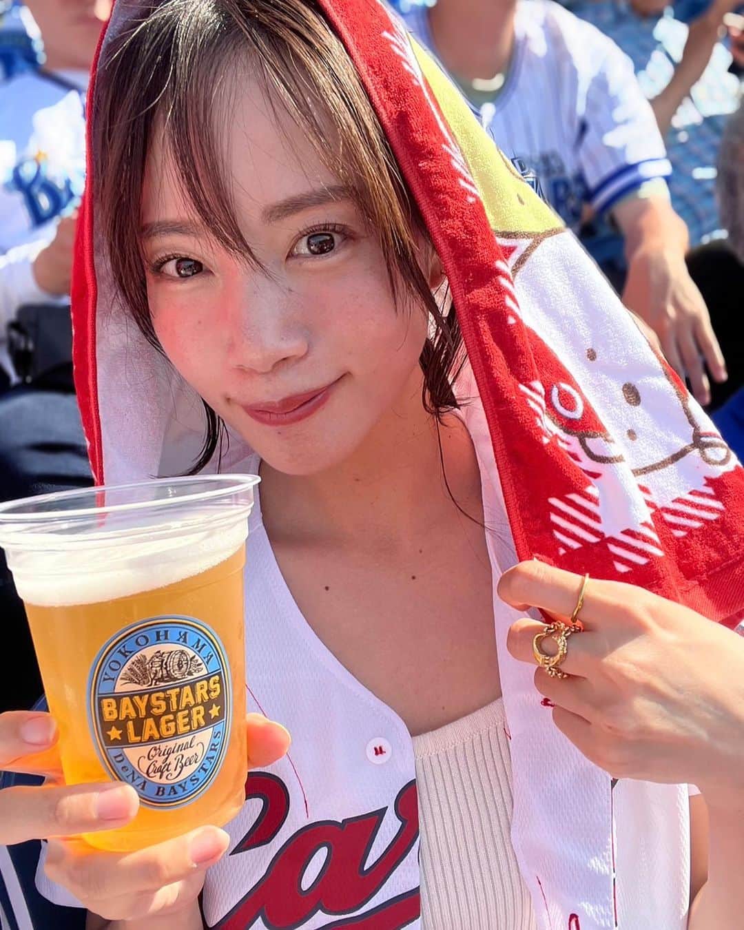 古田ちさこのインスタグラム：「🍺4コマ🎞️ 辛いことはビール飲んで忘れましょう✨✨✨  サヨナラHRまたみちゃった🙈  神宮3連敗 ドーム サヨナラHR ハマスタ サヨナラHR 🆕  関東ファン辛いので広島に行ってきます🚄💨💨  #😭😭😭 #本当は慰めてほしい」