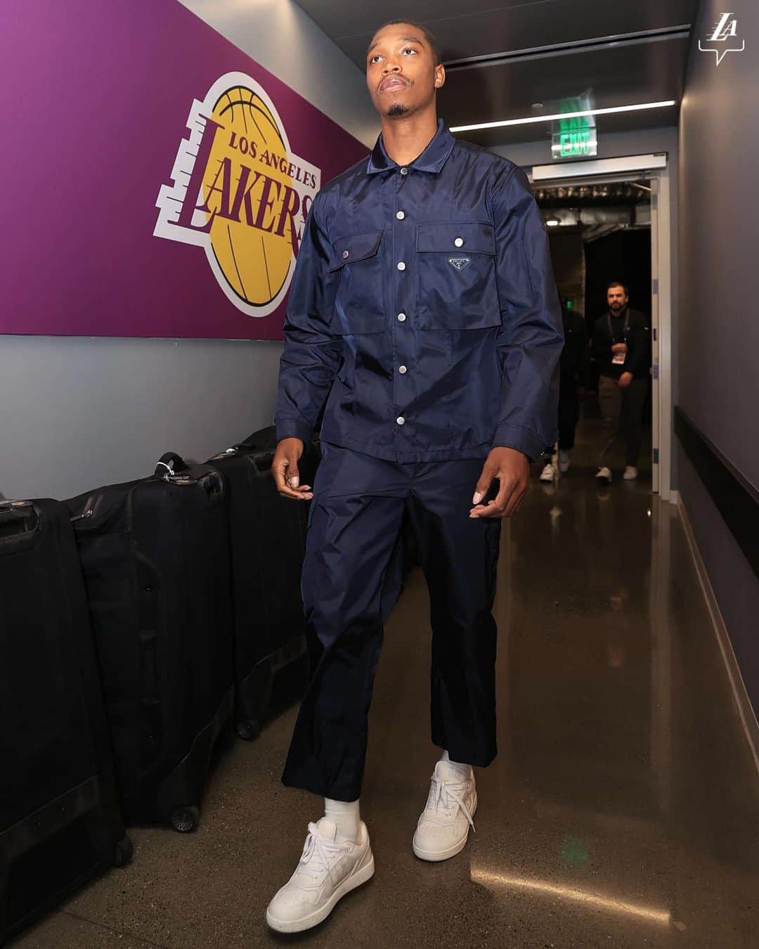 Los Angeles Lakersさんのインスタグラム写真 - (Los Angeles LakersInstagram)「Game Two threads 🧵」5月5日 8時54分 - lakers