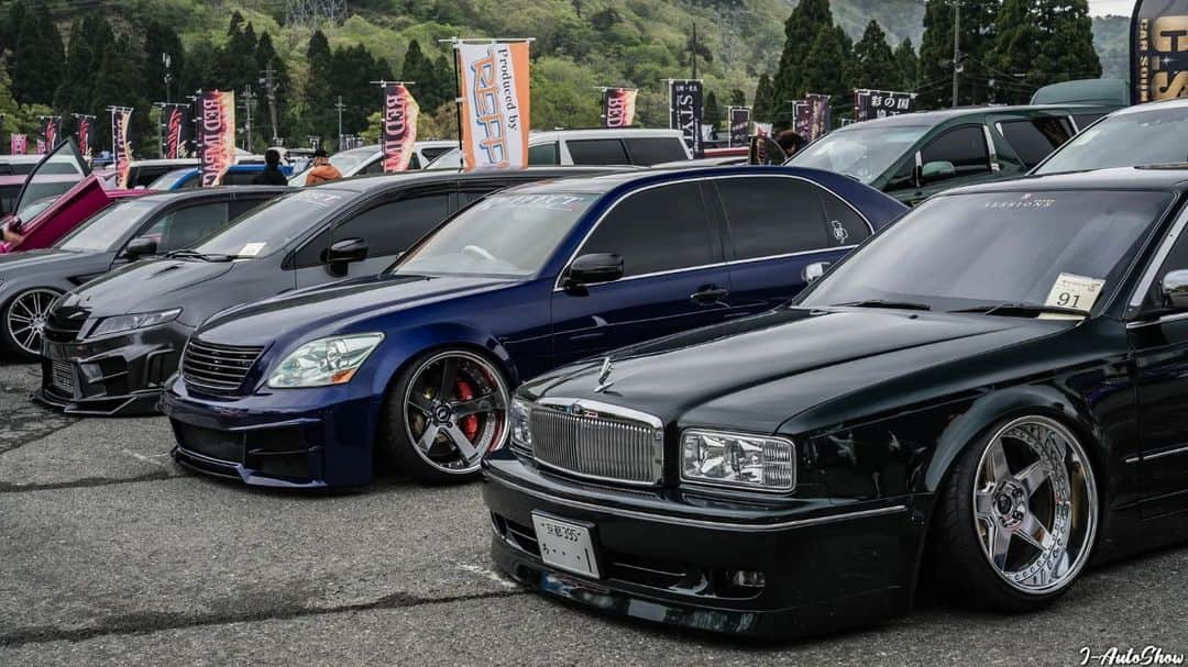 のインスタグラム：「#JAutoShow #SONYFX3 #carphotographer #DSU #dsu杯 #dsu2023 #hellaflush #vipjapan #VIPCAR #VIPSTYLE #bippu #shakotan #プレジデント #sedanstance #sedanmafia #sedangang  #g50president #demoncamber #onikyan #ucf31」