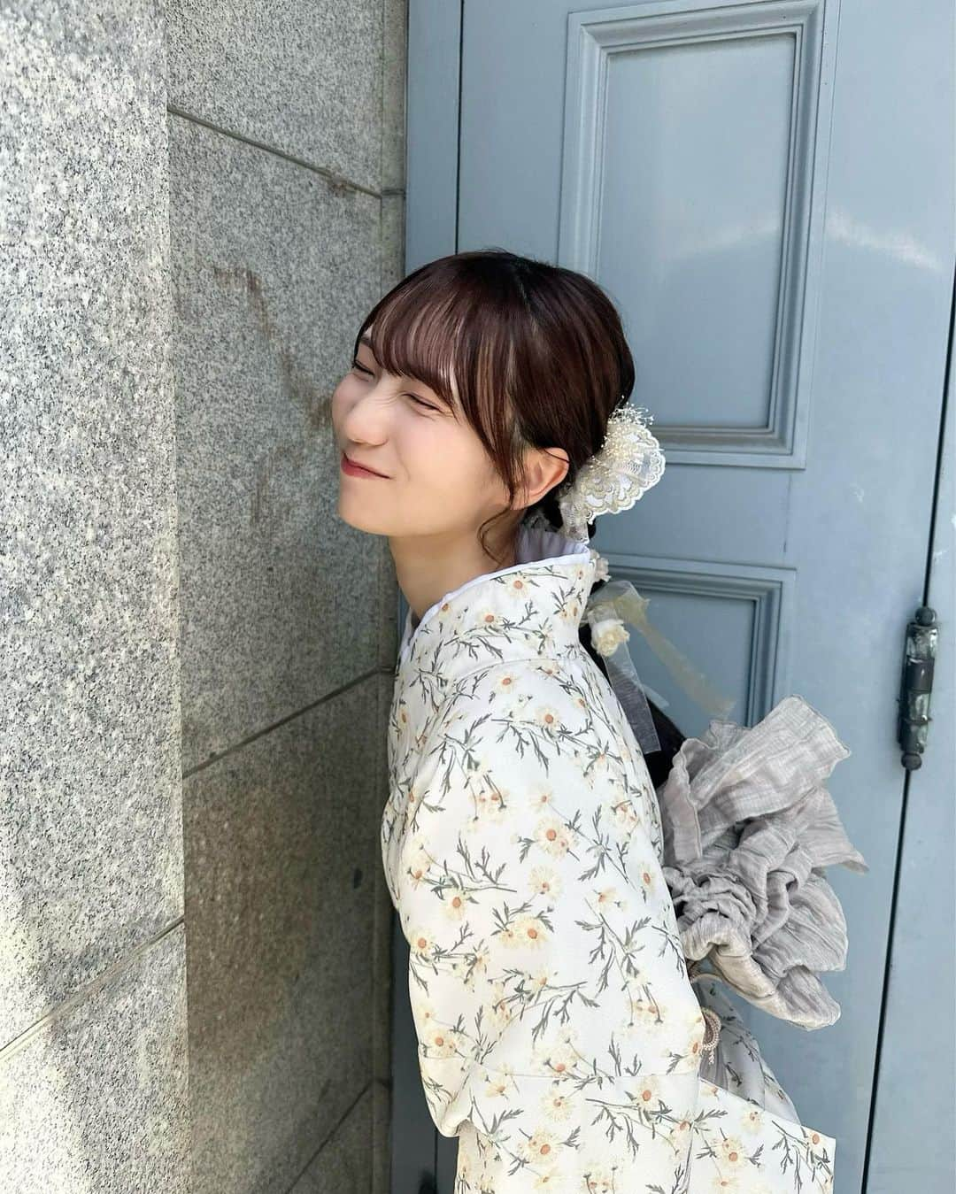 江嶋綾恵梨さんのインスタグラム写真 - (江嶋綾恵梨Instagram)「こどもの日🎏 ⁡ 久々のお出かけ楽しかった🌼 @hinako_0525 ちゃんありがとっ🫶🏻 ⁡ 着物はいいよね〜落ち着きます。ふふ ⁡ #川越 #川越食べ歩き #着物 #着物レンタル #こどもの日 #淡色女子 #淡色コーデ #淡い民 #着物ヘア #鯉のぼり #埼玉」5月5日 19時57分 - aeringoooo