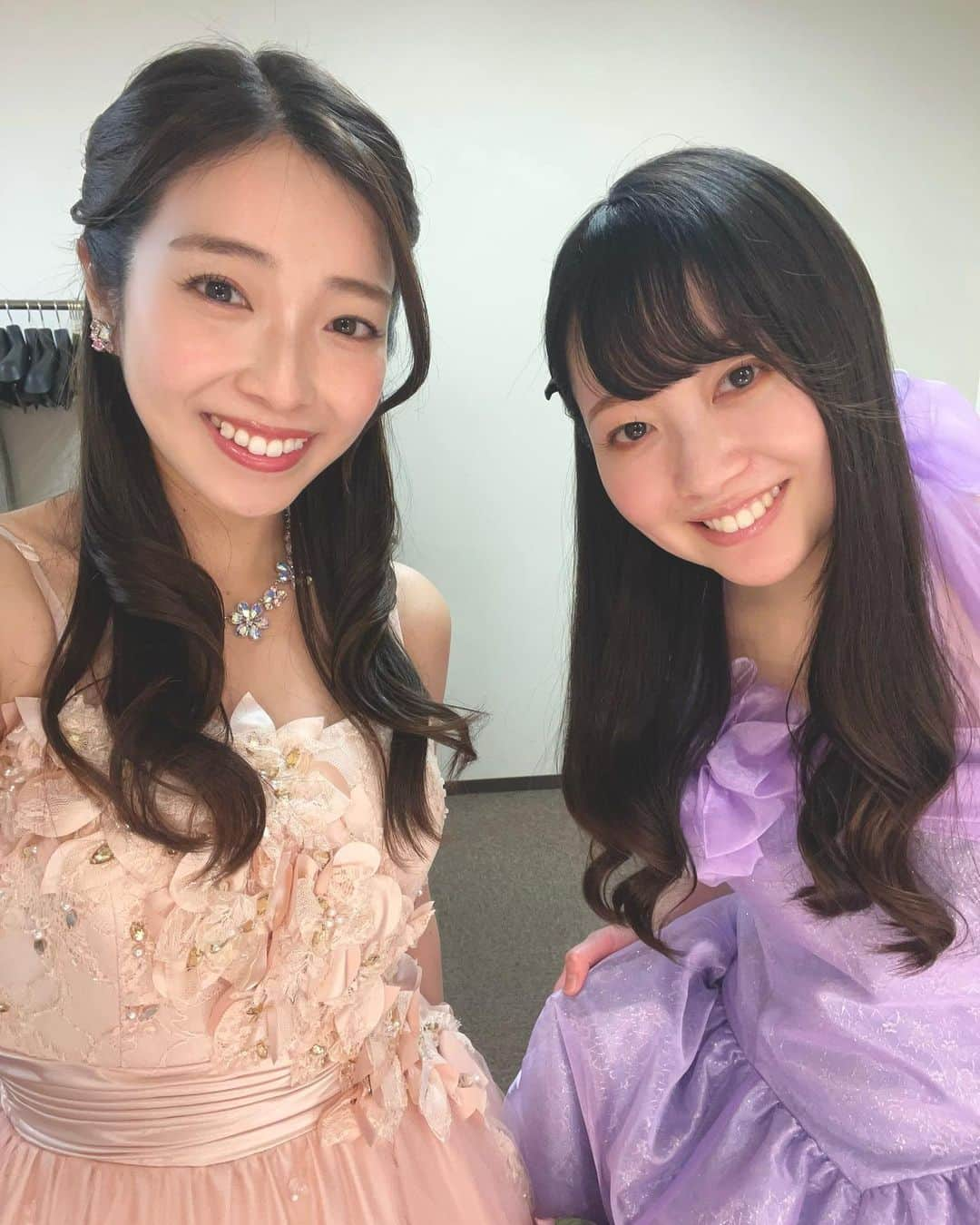 小椋寛子さんのインスタグラム写真 - (小椋寛子Instagram)「大学の同級生🎻🎹 また一緒に演奏したいねー🥰  #大阪音楽大学 #大音 #音大 #Disney #ディズニー100 #disney100 #ディズニー #演奏会 #コンサート」5月5日 18時33分 - ogura_hiroko