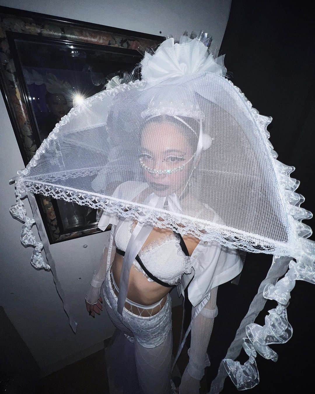 MARINAさんのインスタグラム写真 - (MARINAInstagram)「2023/5/3 🤍HA! Crush Ball🤍 in Osaka ーーーーーーーーーーーーーーーーーーーー  【OTA RUNWAY】 Dress code▶︎ White＆Black  お気に入りの衣装🤍🪽🫧  ーーーーーーーーーーーーーーーーーーーー #HACrushBall #osaka #japan #ball #vogue #vogueball #runway #otarunway #ballroom #voguing #fashion #houseoforicci #oricci #oriccijapan #TelumaOricci #大阪」5月5日 18時45分 - marina___oki