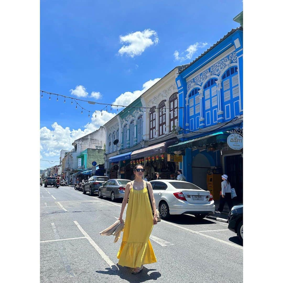 秋本祐希さんのインスタグラム写真 - (秋本祐希Instagram)「🧡💛💚💙💜 街並みが可愛かった☺︎ #oldtown #vacation #happy #mylan #loewe」5月5日 18時52分 - ayuuki0908