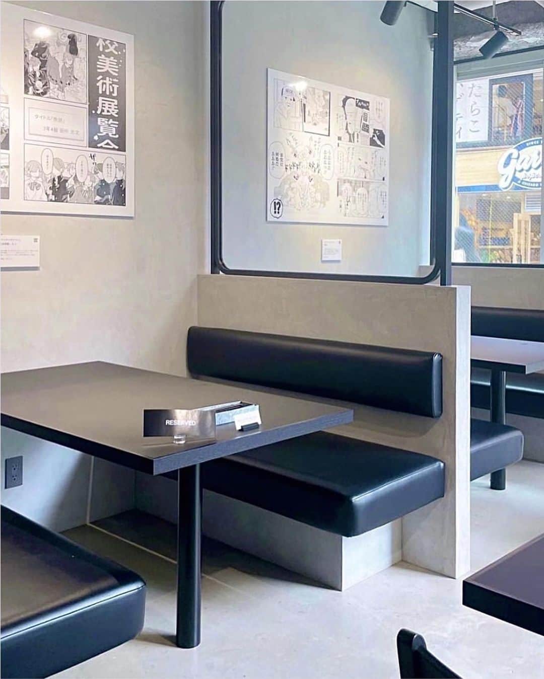 ピコフードさんのインスタグラム写真 - (ピコフードInstagram)「【The Unknown Cafe Gallery Harajuku】  4/14 NEW OPEN✨ ギャラリーが併設されたモノクロ空間のカフェです😌  ここではぜひクロワッサンとあんバターサンドを食べてみてください✌️  ■お店を探す #TheUnknownCafeGalleryHarajuku @ukcg_jp   🍽️ジャンル カフェ  📍場所 東京都渋谷区明治神宮前6-6-2 明治神宮前駅から徒歩2分  🔍営業時間 11:00～23:00 定休日無し  💰予算 昼：￥1,000～￥1,999 夜：￥1,000～￥1,999  ■他の地域を探す #piko_明治神宮前  🍽️🍽️🍽️🍽️🍽️🍽️🍽️🍽️  @kyn__sta46  @eufemio.b.r.zzz08  @ochademo   さん  ありがとうございました！！  🐣🐣🐣🐣🐣🐣🐣🐣  #明治神宮前カフェ #デートスポット #東京カフェ #モノクロ #モノクロカフェ #無機質カフェ #ギャラリーカフェ #カフェデート #東京カフェ #カフェ #カフェ巡り #カフェ活 #도쿄여행 #도쿄 #도쿄카페 #도쿄맛집 #카페 #카페스타그램 #카페투어」5月5日 19時08分 - piko_food_