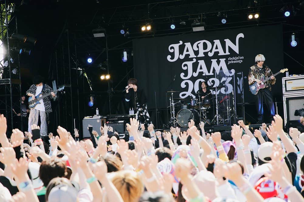 柳田周作さんのインスタグラム写真 - (柳田周作Instagram)「JAPAN JAM 2023  ひと足先の夏、アリーナの方までいっぱいの景色をありがとう」5月5日 19時15分 - uentudaikon