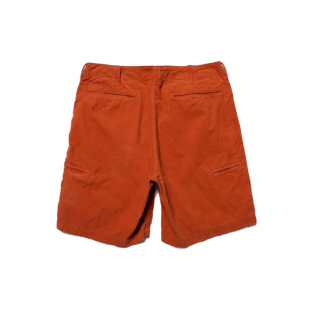 HUMAN MADEさんのインスタグラム写真 - (HUMAN MADEInstagram)「"CORDUROY SHORTS" is available at 6th May 11:00am (JST) at Human Made stores mentioned below.  5月6日AM11時より、"CORDUROY SHORTS” が HUMAN MADE のオンラインストア並びに下記の直営店舗にて発売となります。  [取り扱い直営店舗 - Available at these Human Made stores] ■ HUMAN MADE ONLINE STORE ■ HUMAN MADE OFFLINE STORE ■ HUMAN MADE HARAJUKU ■ HUMAN MADE SHIBUYA PARCO ■ HUMAN MADE 1928 ■ HUMAN MADE SHINSAIBASHI PARCO  *在庫状況は各店舗までお問い合わせください。 *Please contact each store for stock status.  サマーコーデュロイ地を使用した膝丈のショートパンツ。 製品染めならではの発色と風合い、着回しやすいシンプルなデザインが特徴です。  Knee-length chino shorts in summer corduroy. The simple, easy-to-wear design is complemented by a unique garment-dyed finish.」5月5日 11時03分 - humanmade