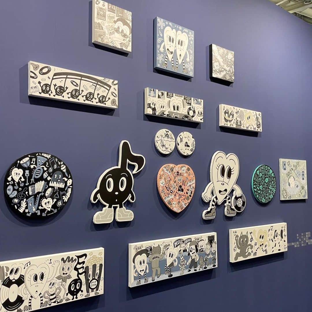 chocomooのインスタグラム：「ART BUSAN @artbusan  from Today! ✒️  2023.5.5-5.7  Booth No. B-19⭐️  #artbusan #gallarystan #Chocomoo」