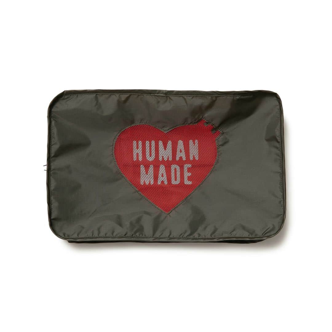 HUMAN MADEさんのインスタグラム写真 - (HUMAN MADEInstagram)「"GUSSET CASE MEDIUM"  is available at 6th May 11:00am (JST) at Human Made stores mentioned below.  5月6日AM11時より、"GUSSET CASE MEDIUM” が HUMAN MADE のオンラインストア並びに下記の直営店舗にて発売となります。  [取り扱い直営店舗 - Available at these Human Made stores] ■ HUMAN MADE ONLINE STORE ■ HUMAN MADE OFFLINE STORE ■ HUMAN MADE HARAJUKU ■ HUMAN MADE SHIBUYA PARCO ■ HUMAN MADE 1928 ■ HUMAN MADE SHINSAIBASHI PARCO  *在庫状況は各店舗までお問い合わせください。 *Please contact each store for stock status.  ナイロン素材を使用したマチ付きの収納ポーチ。 旅行中などの衣類収納・整理に便利なアイテムです。ロゴ入りの天面はメッシュ素材となっているため、閉めたままでも中身を確認することができます。2サイズ展開。  Nylon storage pouch with gusset. Provides a convenient way to store and organize bulky clothing items when traveling. The top mesh panel, adorned with a logo, makes it easy to check the contents even when closed. Available in two sizes.」5月5日 11時21分 - humanmade