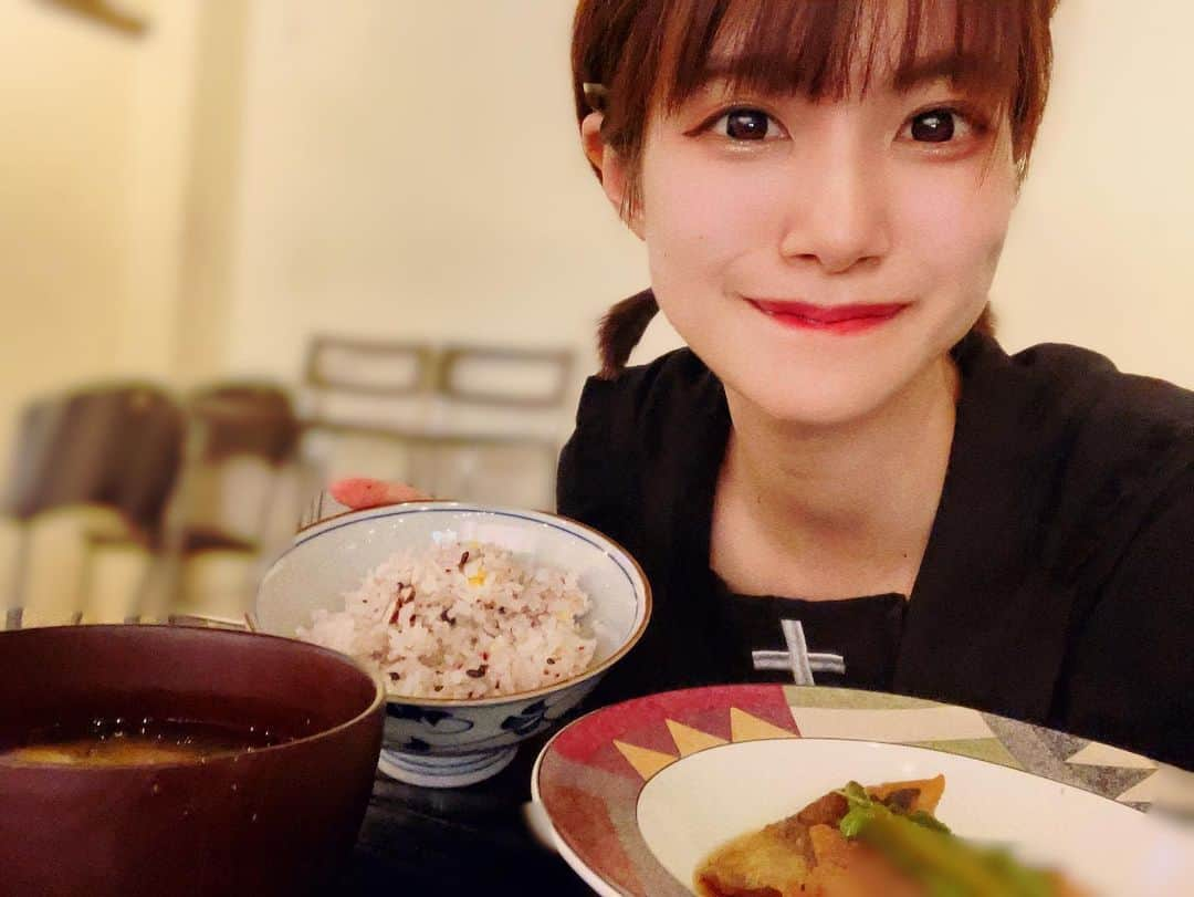 北原ゆかさんのインスタグラム写真 - (北原ゆかInstagram)「魚の煮付け定食つくった☺️  #シンガーソングライター #アイドル #北原ゆか」5月5日 11時40分 - kitahara_yuka