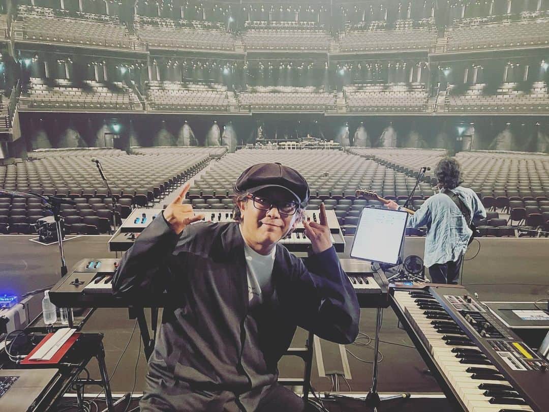 前田耕陽のインスタグラム：「男闘呼組　last live  東京ガーデンシアター！ 男闘呼組として10回目のガーデンシアターのステージ！  そして男闘呼組としてこのステージに立つのは今日が最後です。  悔いの残らないように。 素敵なショーをお届けできますように、、、、」