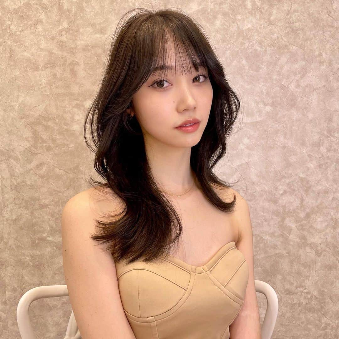 川原千里さんのインスタグラム写真 - (川原千里Instagram)「久しぶりにサロモをさせていただいたので♡  素敵にしていただいてありがとうございました😌🫧💖  @__amidoll__  @shima_aoyama」5月5日 12時48分 - chisato__k4