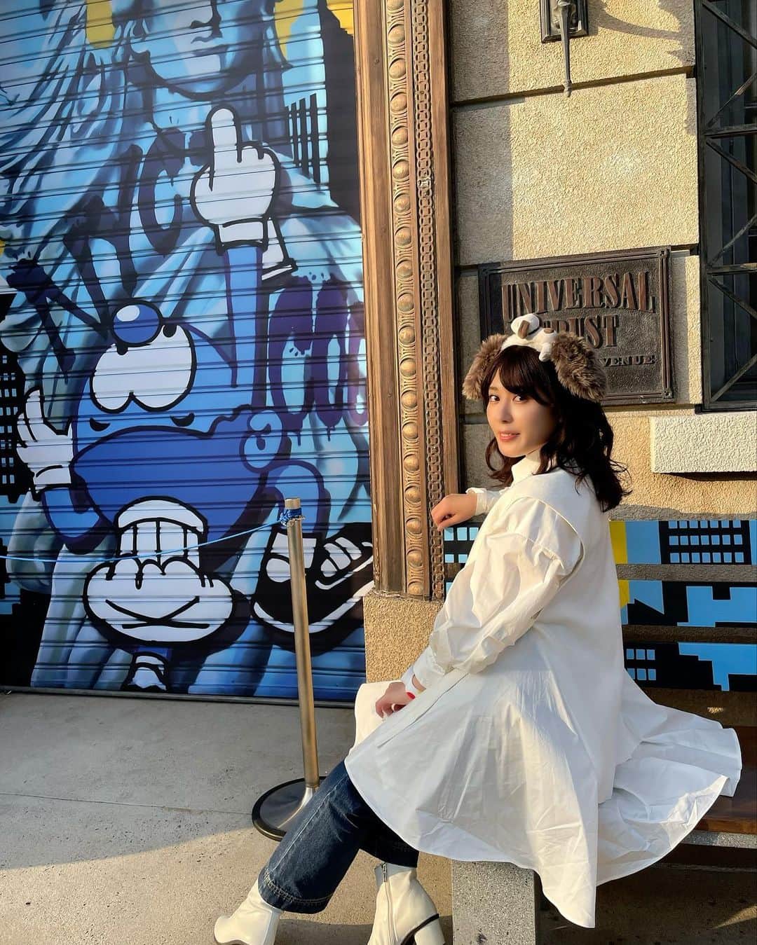 金子智美さんのインスタグラム写真 - (金子智美Instagram)「どこにも行かないゴールデンウィークを過ごしてる金子さんです。 ちょっと前に行ったUSJの写真を🐶♡プライベートな投稿もたまにはいいでしょ😚 楽しかったなぁーー(*´ω`*)  ディズニーにも行きたいなぁ🐭♡」5月5日 13時50分 - kanesato1222