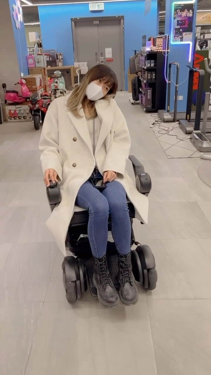 小白BaKaShiroのインスタグラム：「地獄使者等緊我😢我要去懺悔🧎🏻‍♀️🙏🏻」