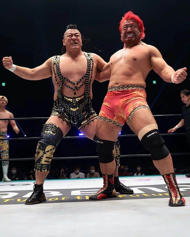 プロレスリング・ノアさんのインスタグラム写真 - (プロレスリング・ノアInstagram)「2023.5.4 両国国技館 【MAJESTIC 2023】  “I AM NOAH”潮崎豪約8ヶ月ぶり復帰も完敗。 中嶋のヴァーティカル・スパイクに完璧な3カウントを奪われる。  だが、試合後に思わぬ展開が待っていた。 . . 🖥見逃し配信はWRESTLE UNIVERSE‼️ 👀https://www.wrestle-universe.com/lives/5kocqgYMyTb4jxFB5DT6AY . ■プロレスリング・ノア大会スケジュール・チケット詳細はこちら↓ https://www.noah.co.jp/schedule/ -詳しくはプロフィール画面に記載のURLからご覧ください- . 🔥NOAHを見るならWRESTLE UNIVERSE‼️🔥 . 🖥️【WRESTLE UNIVERSEはこちら】 👀https://www.wrestle-universe.com/ . . Hello to all Pro-Wrestling fans overseas!! WRESTLE UNIVERSE ,the leading wrestling video subscription site,Please register!! . ⏯️WRESTLE UNIVERSE is here!! 👀https://www.wrestle-universe.com/ . . . #noah_ghc#MAJESTIC2023 #プロレスリングノア #prowrestlingnoah #プロレス #prowrestler #prowrestling #ABEMA #wrestleUNIVERSE #プロレスフォト #instaprowrestling」5月5日 15時39分 - noah_ghc