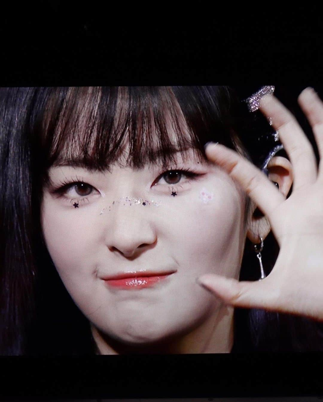 スルギさんのインスタグラム写真 - (スルギInstagram)「またね💕💕 ReVeluv-Baby😍」5月5日 15時44分 - hi_sseulgi