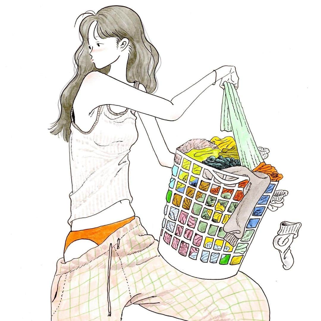 たなかみさきのインスタグラム：「韓国のバンドgwon.u のセカンドEP「spotting」 イラストを描きました。 このお仕事をやっていて良かったな〜 と、しみじみ思えるような作品になりました。 ありがとうございます！ 洗濯物をしながら聞いてね〜」