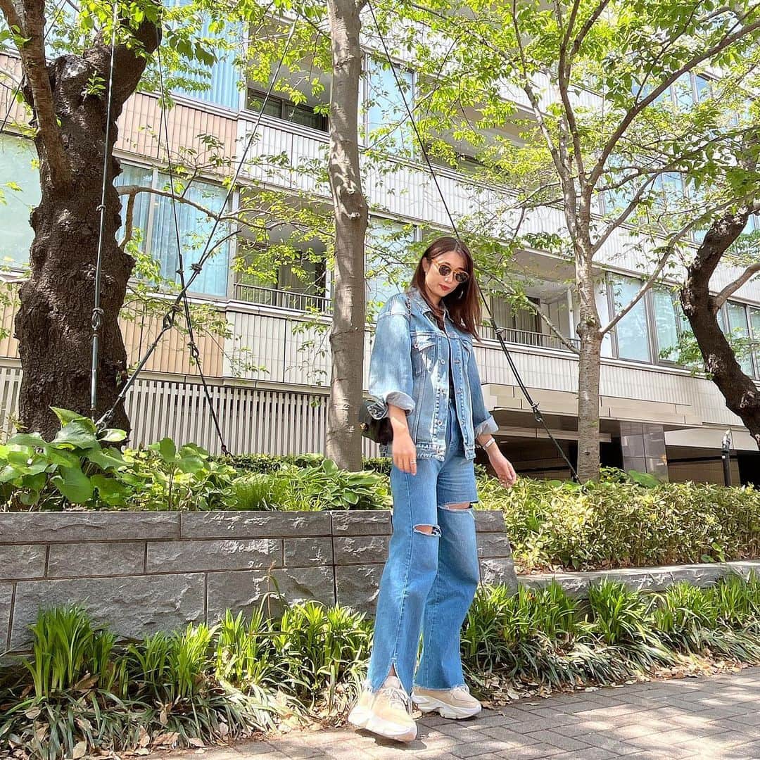 のインスタグラム：「GWはお天気良くて気持ち良い〜🌱  あと数日で連休も終わりますが、楽しみましょ💞」