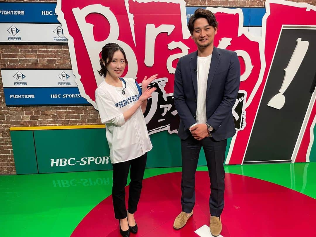 中村勝のインスタグラム：「今夜放送のBravoファイターズの現場でした！ 緊張してましたがとても楽しい現場でした✨ ファイターズの事はもちろん今いる北海道独立リーグの事も取り上げてもらいました！ 今夜是非観てみてください😊 #bravoファイターズ  #HFL #kamikawa士別サムライブレイズ」