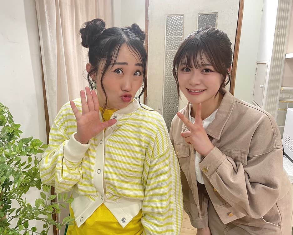 熊谷真里（まりくま）さんのインスタグラム写真 - (熊谷真里（まりくま）Instagram)「⁡ ⁡ お知らせ📺🤍 ⁡ スカイAさんの新番組「おかわりMY★STAR」に 出演させて頂きます！☺︎︎ ⁡  料理の勉強にもなって楽しい収録でした！ 5/9.10.に放送されるのでお楽しみに〜🍽  ⁡ 初回のゲストさんはキンタローさんです！ たくさん笑ってお話もできて楽しかったです😋 ⁡ ⁡ ⁡ ⁡ ⁡ ⁡ ⁡ ⁡ ⁡ いつもいいね＆コメントありがとうございます🧸🎀 ⁡ ⁡ ⁡ ⁡ #まりくま #キンタロー さん #中村和成シェフ #おかわりマイスター #スカイa #instafood #instadaily」5月5日 17時21分 - maritsupe0208