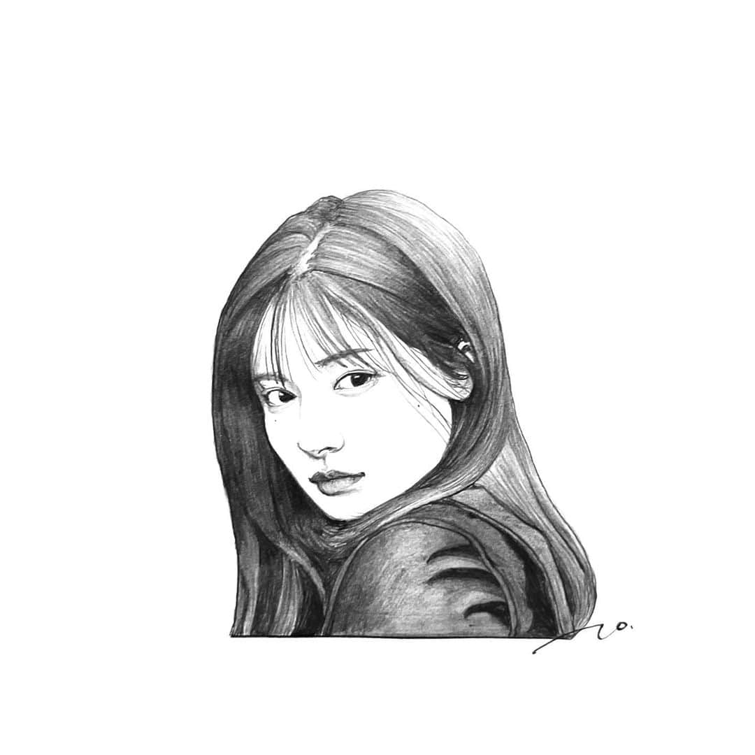 逢坂庵さんのインスタグラム写真 - (逢坂庵Instagram)「23sketch0506 ・ ・ #pencilart #pencildrawing #portrait #portraitsketch #illustration #illustagram #actress #monochrome #yoshikawaai #aiyoshikawa #鉛筆画 #人物画 #イラスト #イラストグラム #モノクロイラスト #素描 #美人画 #女優 #吉川愛 #純愛ディソナンス」5月5日 17時35分 - ohzaka_an