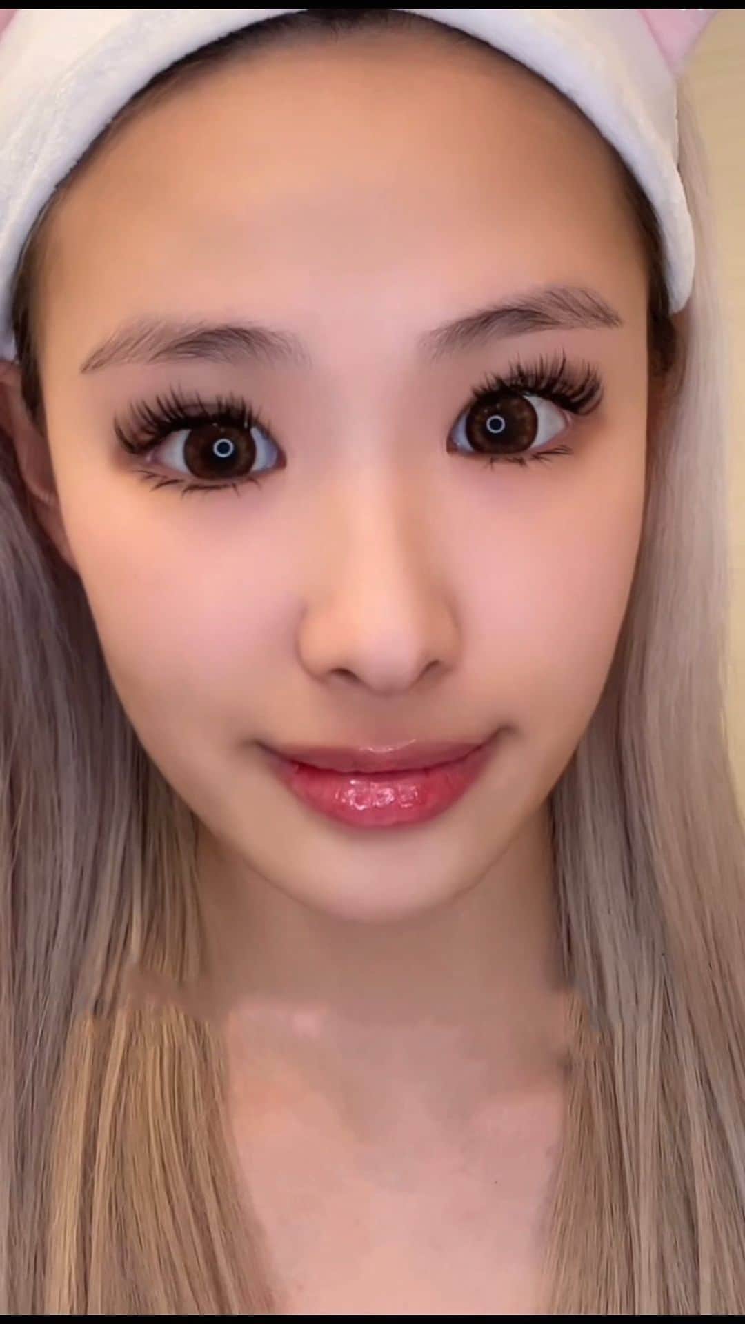ウナのインスタグラム