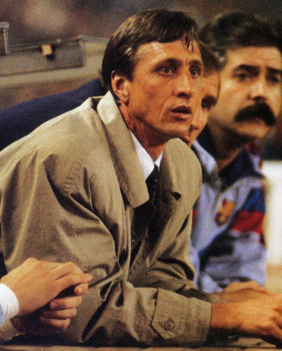 ヨハン・クライフのインスタグラム：「35 years ago, Johan Cruyff became Barça’s manager. The world would never be the same.」