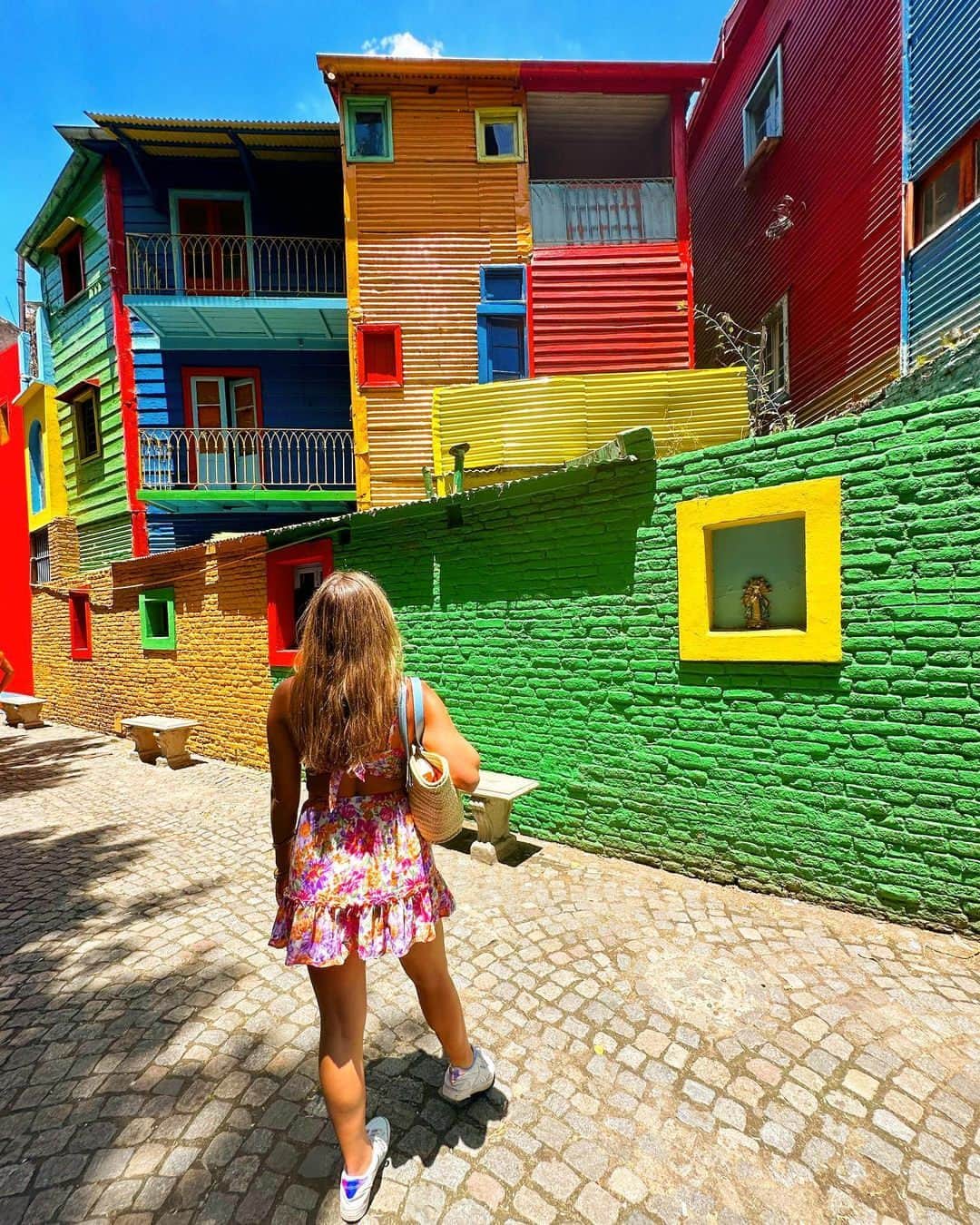 デルタ航空のインスタグラム：「Add a little color to your next adventure.  Photo: @sea_greene_」
