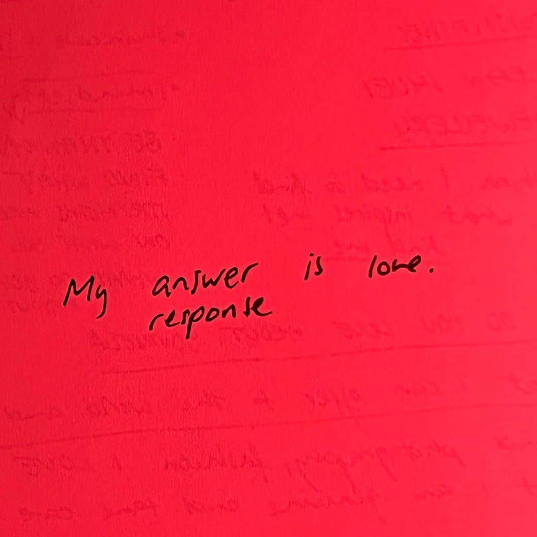 アナ・グロスティナさんのインスタグラム写真 - (アナ・グロスティナInstagram)「💌」5月6日 4時41分 - highhsoul