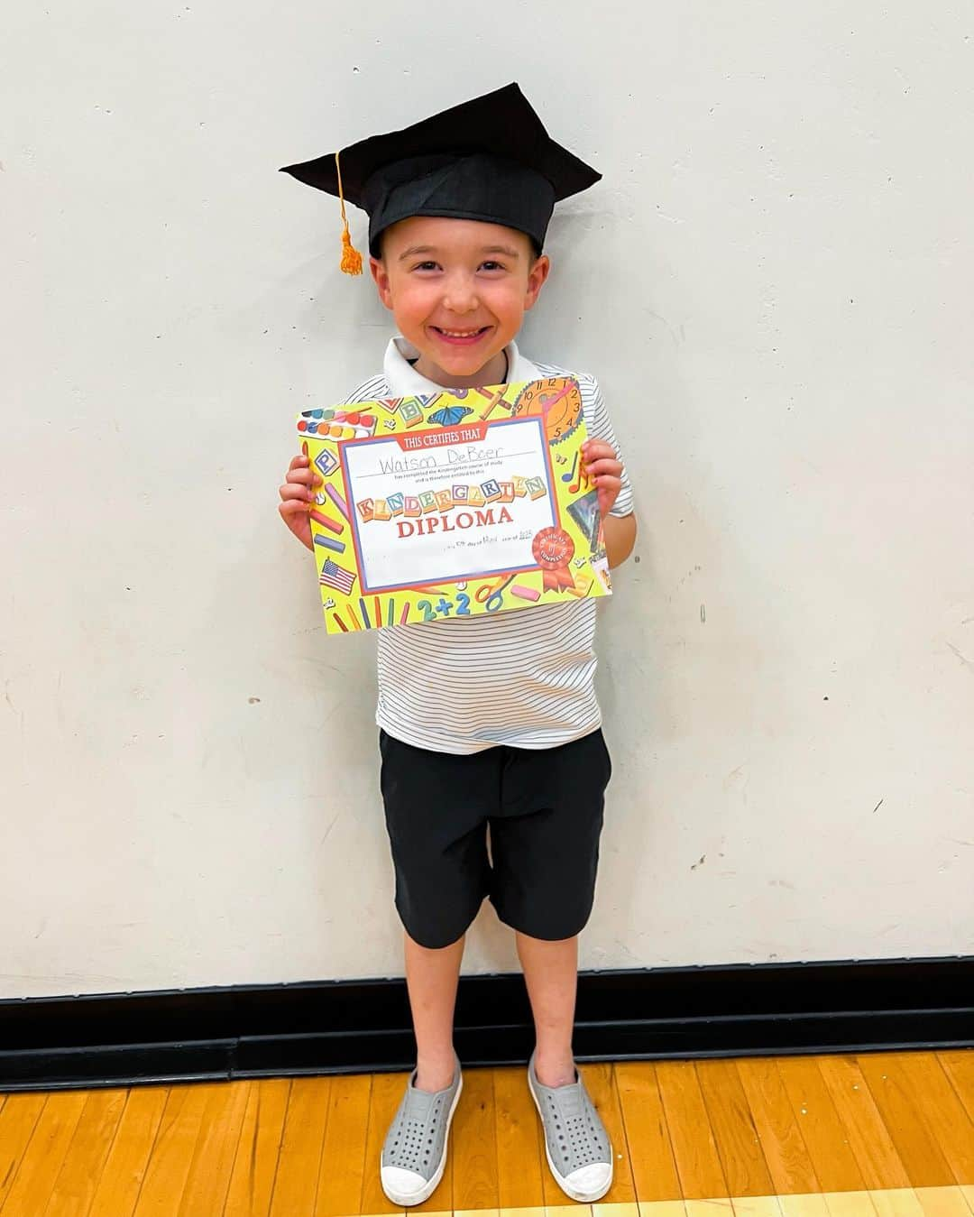 Chelsea Houskaさんのインスタグラム写真 - (Chelsea HouskaInstagram)「SWEETEST BOY IS ON TO 1ST GRADE 🥹❤️」5月6日 4時49分 - chelseahouska