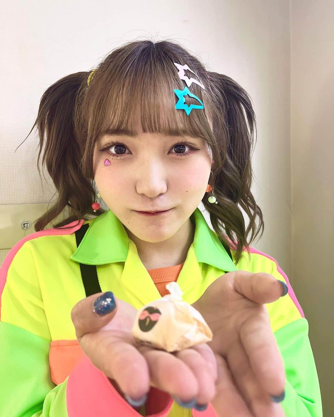清野桃々姫さんのインスタグラム写真 - (清野桃々姫Instagram)「ᜊ  お供してくれる....？ 　　　　　　ももひめより  .......次の投稿に続く  #岡山  #ありがとねえええ♡  #ももひめもりー #清野桃々姫  #momohime  #โมะโมะฮิเมะ #PrincesaDurazno #love #idol  #Japan #ญี่ปุ่น #TalkBox #humanbeatbox #beyooooonds #helloproject」5月5日 20時29分 - momohime_kiyono.official