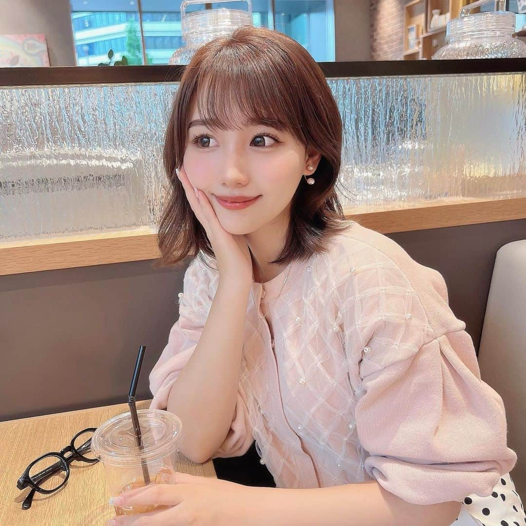 加藤里奈さんのインスタグラム写真 - (加藤里奈Instagram)「⋆  最近の美容情報🤍  結婚式終わってサボりがちだった美容ですが、 この前大事な撮影があったので、色々とケアしてきました♡  ハリウッドアイブロウリフトはいつもの @browtt_nagoya さんにて❤︎ 顔のバランスにあったデザインにしてくれるのでいつもおまかせです🥹  そしてまつげパーマは @bonheur_eyelash さんにて♡ 本当にメイクが楽になる𓏧  そして花粉・黄砂トラブルで肌の治安が荒れがちだったので @menard.sayu 駆け込みました〜😭 おかげさまで今は安定してます♡  撮影前日には、 @bicuol_aya さんに小顔コルギをお願いしました〜！ むくみがちだったお顔もスッキリ！  #美容day #美容好きな人と繋がりたい #美容マニア #美容好き #ハリウッドブロウリフト #まつげパーマ #小顔コルギ #小顔 #エステ #メナード」5月5日 20時38分 - katoco0326